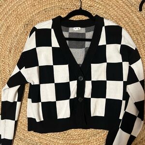 Garage checkered cardi